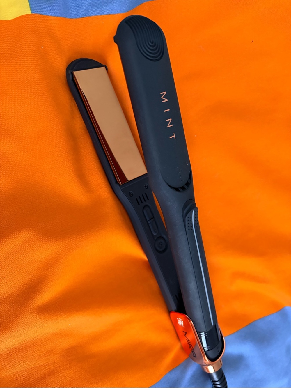 MINT Mira Straightener